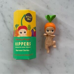 Brand new Sonny Angel Harvest
Series Hipper Carrot